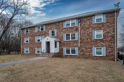 23 Frank St #2