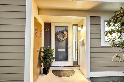 11 Oak St #44
