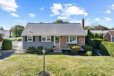 51 Rangeley Ave