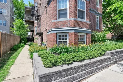 1 Dana Street #1