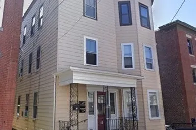 19 Marlborough St #2 1