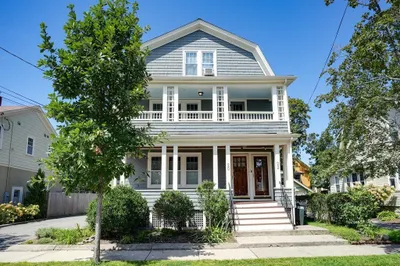 22 Adams Street #2