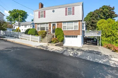86 Wilbur St 1