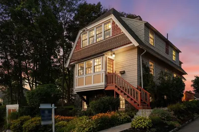 109 Crescent Hill Ave