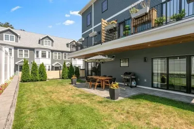 4 Payne St #2