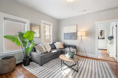 321 Columbia Street #3