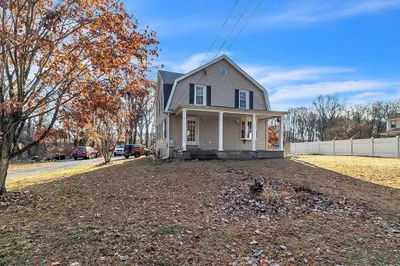 23 Fenton St 1