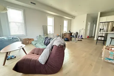 16 Delle Avenue #3
