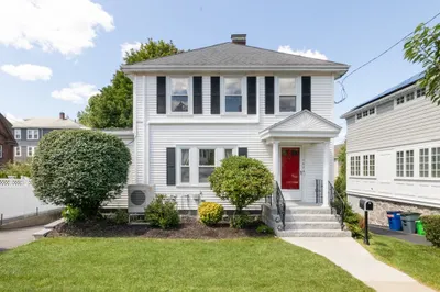 152 Church St