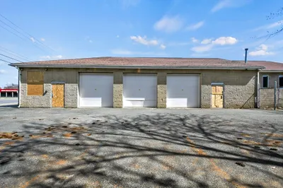 1131 Boston Road 1