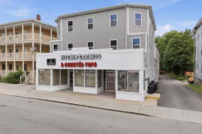 166-168 Mechanic St 1