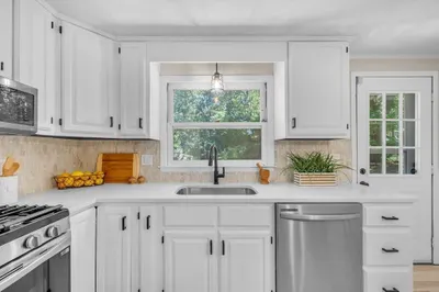 40 Ruby Rd