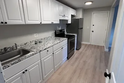 20 Hysil Avenue #11 1