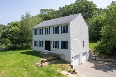 105 Forest Ave 1