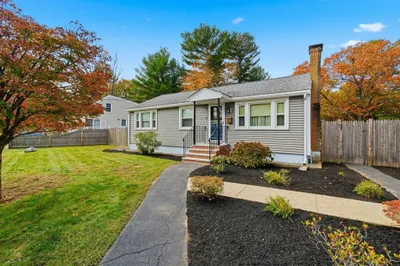 3 Bradford Rd