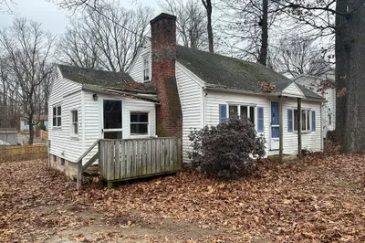 17 Castle St