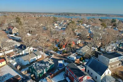 2 Pine St