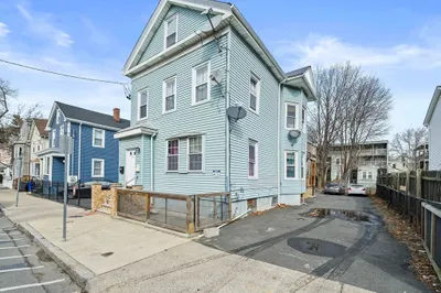 31 Heard St