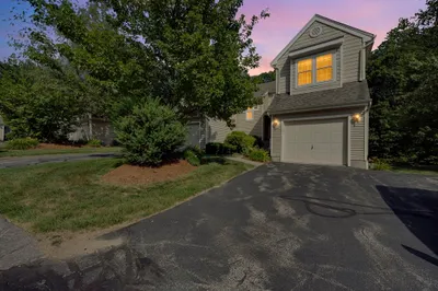 27 Robert Cir #27