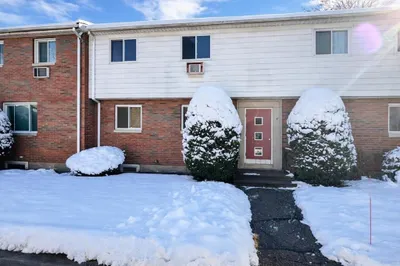 39 Bishop Dr #39 1