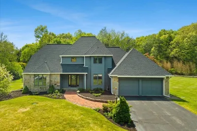14 Fieldstone Ter 1