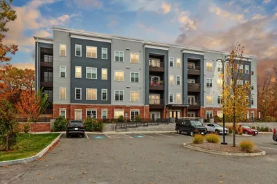 60 Coppersmith Way #202 1