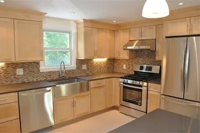 11 Rockland Pl