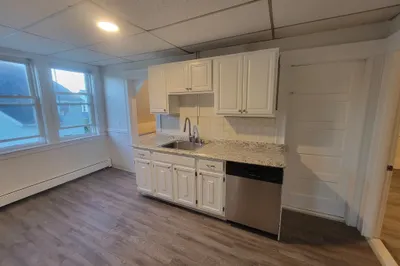 112 West Street #3 1
