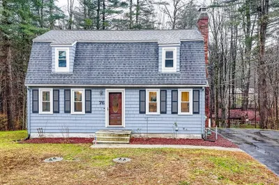 76 Maplewood Dr 1