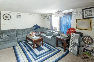 28 Ware Street #6 1