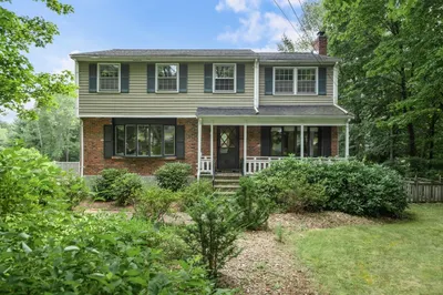 18 Village St 1