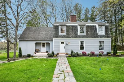 20 Crestwood Rd 1