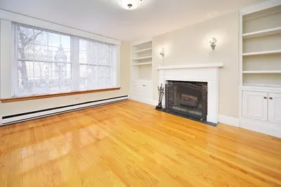 22 Phillips St #1