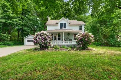 53 Central St 1