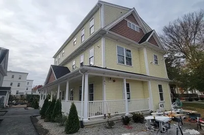 45 Arlington Street #3