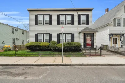 177 Leyden Street 1