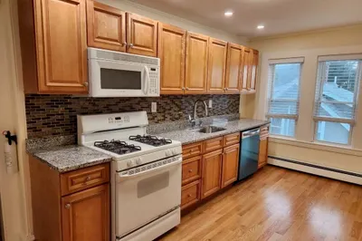 29A AcAdemy Street #A