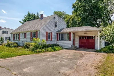 734 South Street 1