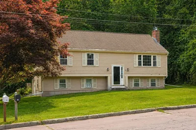 140 King James Way 1