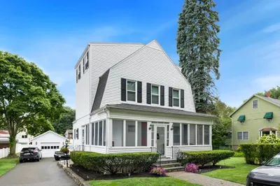 25 Herbert Ave 1