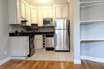 7 Primus Ave #7-5