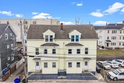 173 County St 1