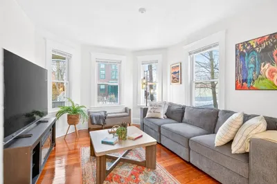 6 Brattle St #1