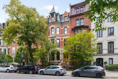 165 CommonweAlth Avenue #A