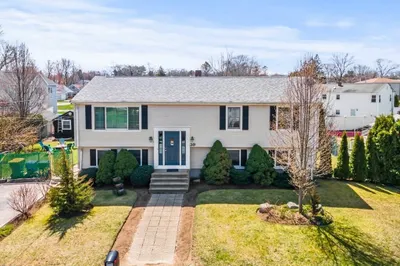 39 Celia St 1