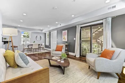 51 Vale Street #2