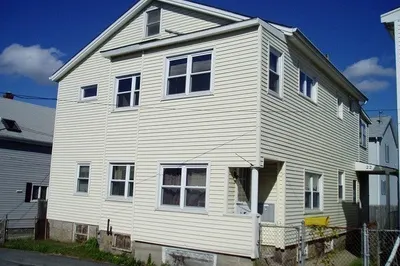 22 Sachem St 1