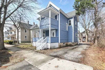 26 Forest St