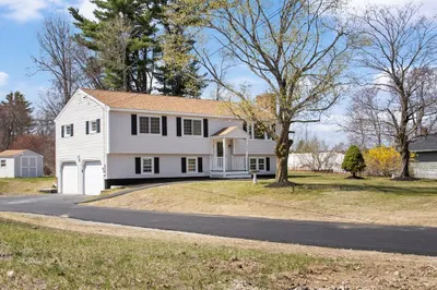 765 South Mammoth Road 1