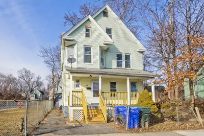 28 Medford St